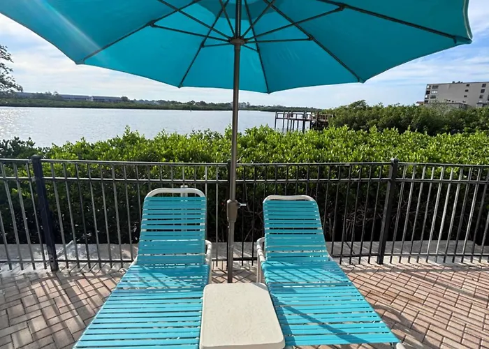 Holiday home Oceanview - Steps To - King - Pool - Arcade Clearwater Beach