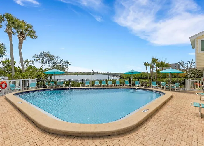 Oceanview - Steps To - King - Pool - Arcade * Clearwater Beach