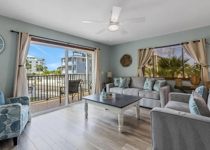 Oceanview - Steps To - King - Pool - Arcade Holiday home
