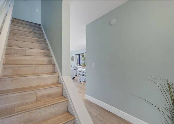 Oceanview - Steps To - King - Pool - Arcade Holiday home Clearwater Beach
