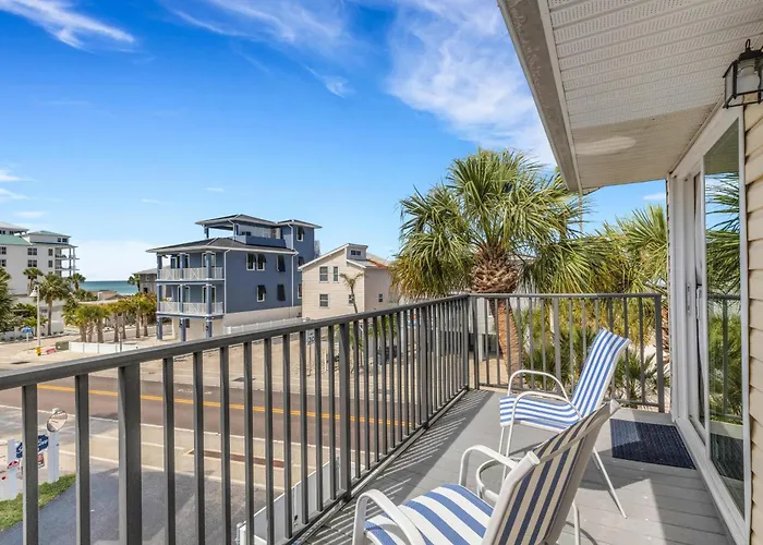 Oceanview - Steps To - King - Pool - Arcade Holiday home