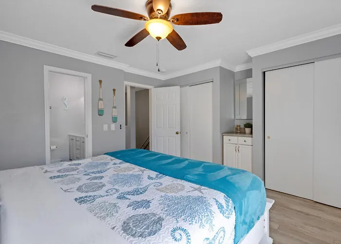 Oceanview - Steps To - King - Pool - Arcade Holiday home
